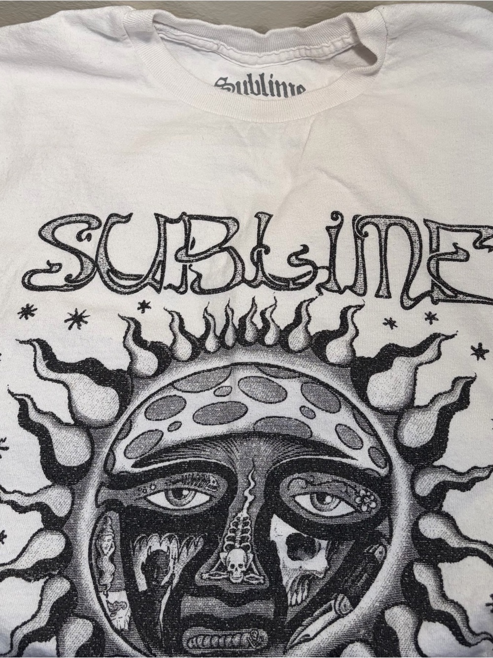 Sublime White Short Sleeve Graphic Tee - Sun Face Design